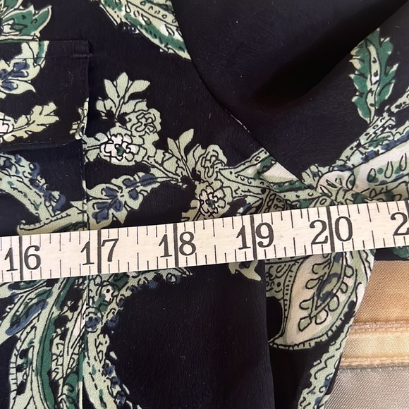 πΉRight blend of classy & Special Printed women dress buttons down size PM - Picture 9 of 13